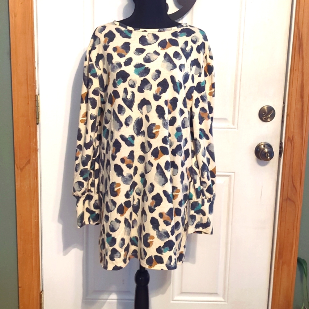Long sleeved tunic